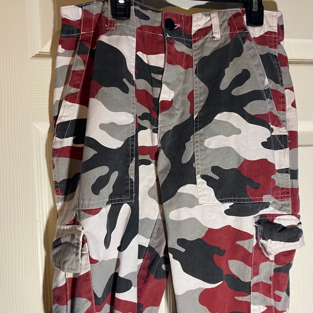 camo cargos !